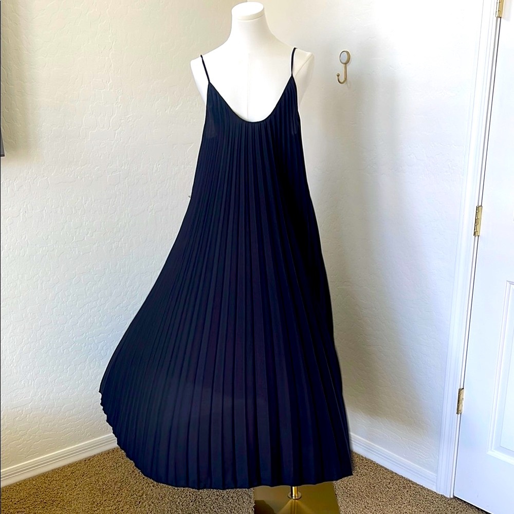 Mango Elegant Black Pleated Dress